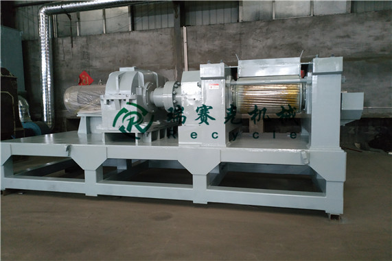 廢舊輪胎處理設(shè)備（膠粉機(jī)）