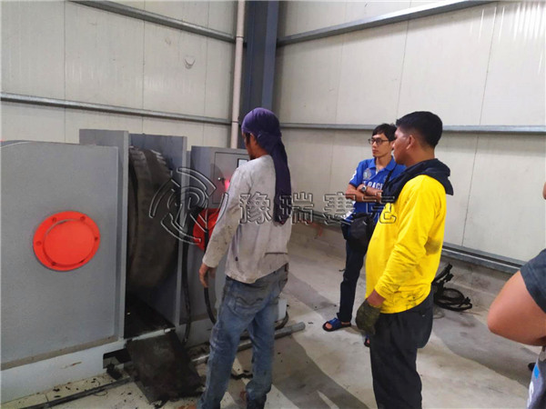 廢輪胎取鋼絲設(shè)備 廢輪胎取鋼絲設(shè)備